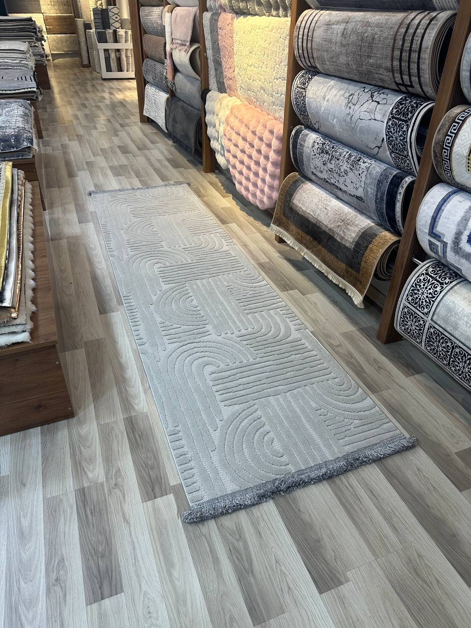 MİLAS C42 GRİ Kabartmalı Kaymaz Taban Modern Geometrik Desenli Salon Koridor Mutfak Halısı-KP