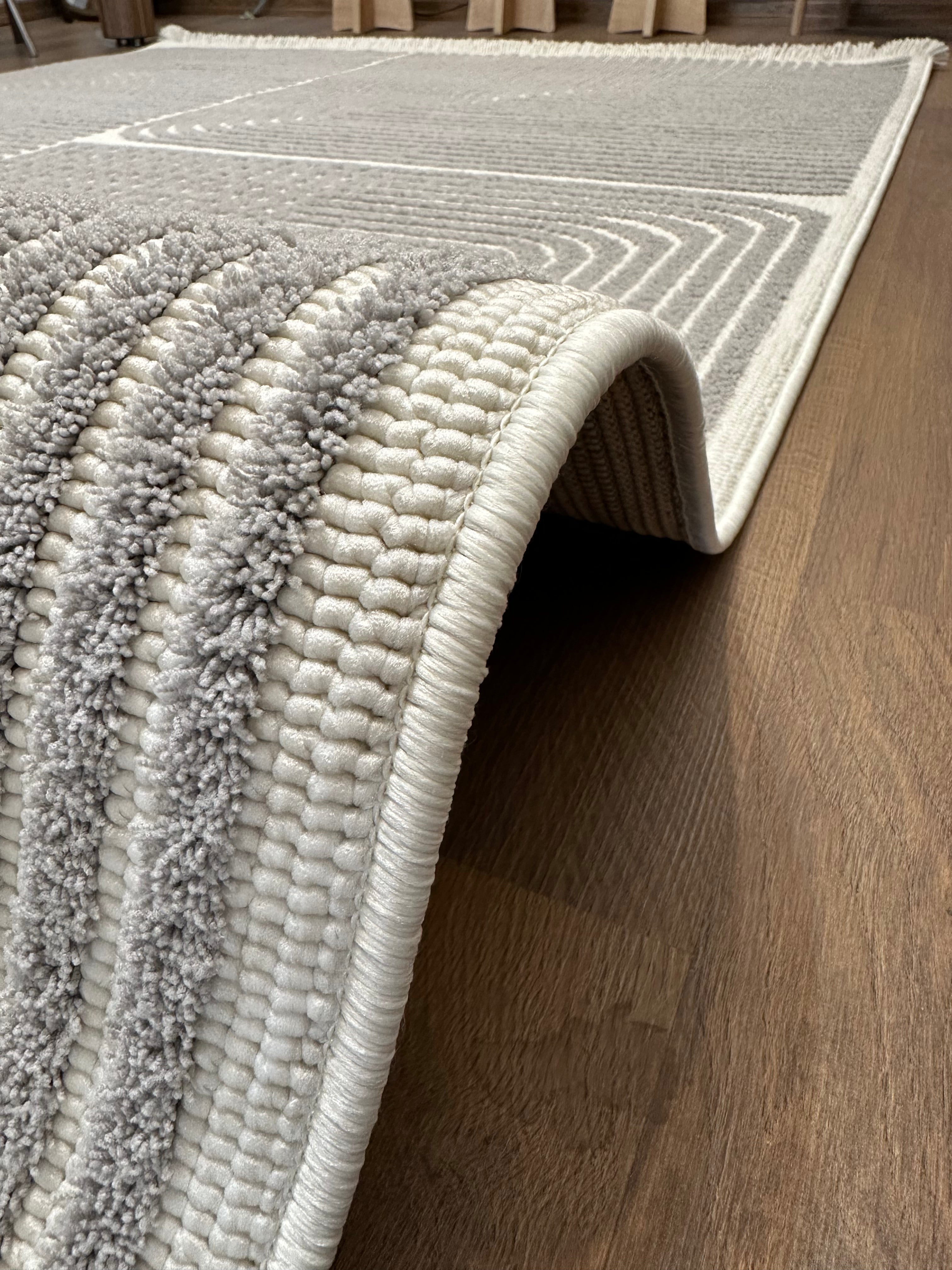 İCON T-LP02 KREM GRİ Kabartmalı Modern Geometrik Desenli Salon Halısı