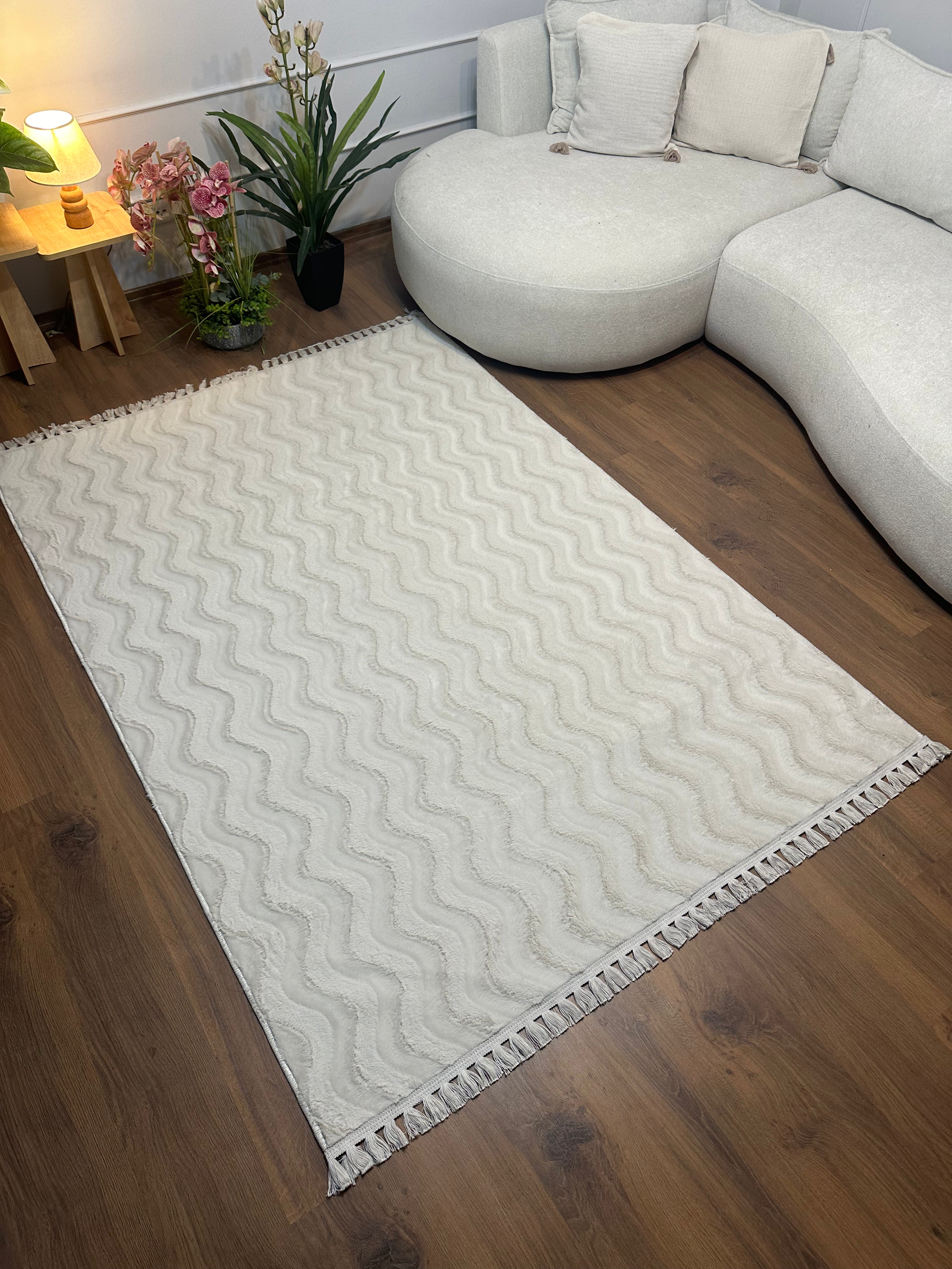 TAVŞAN WAVY - KREM KAYMAZ TABAN PUFFY SHAGGY YATAK ODASI HALISI