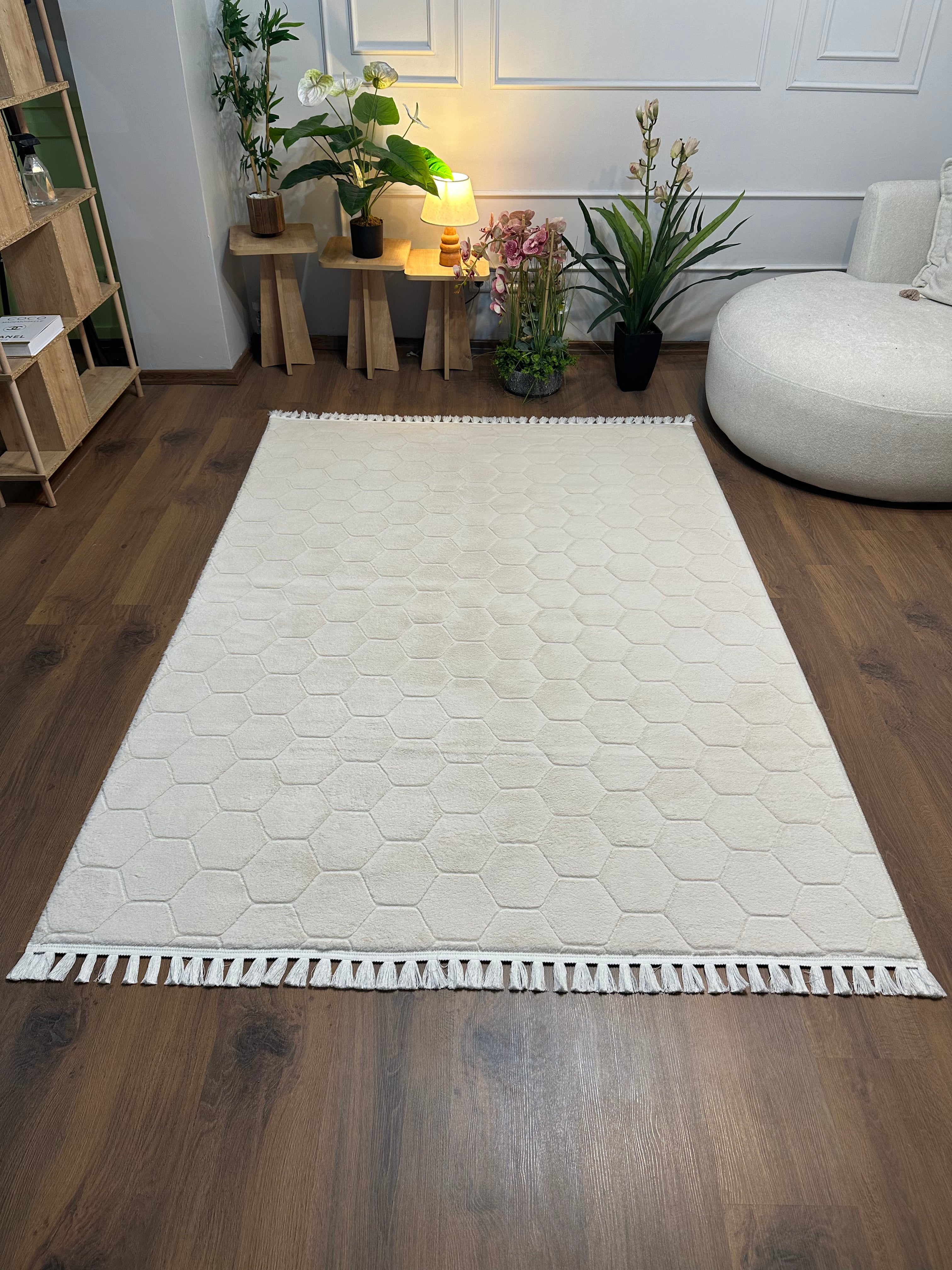 TAVŞAN PETEK - KREM KAYMAZ TABAN PUFFY SHAGGY YATAK ODASI HALISI