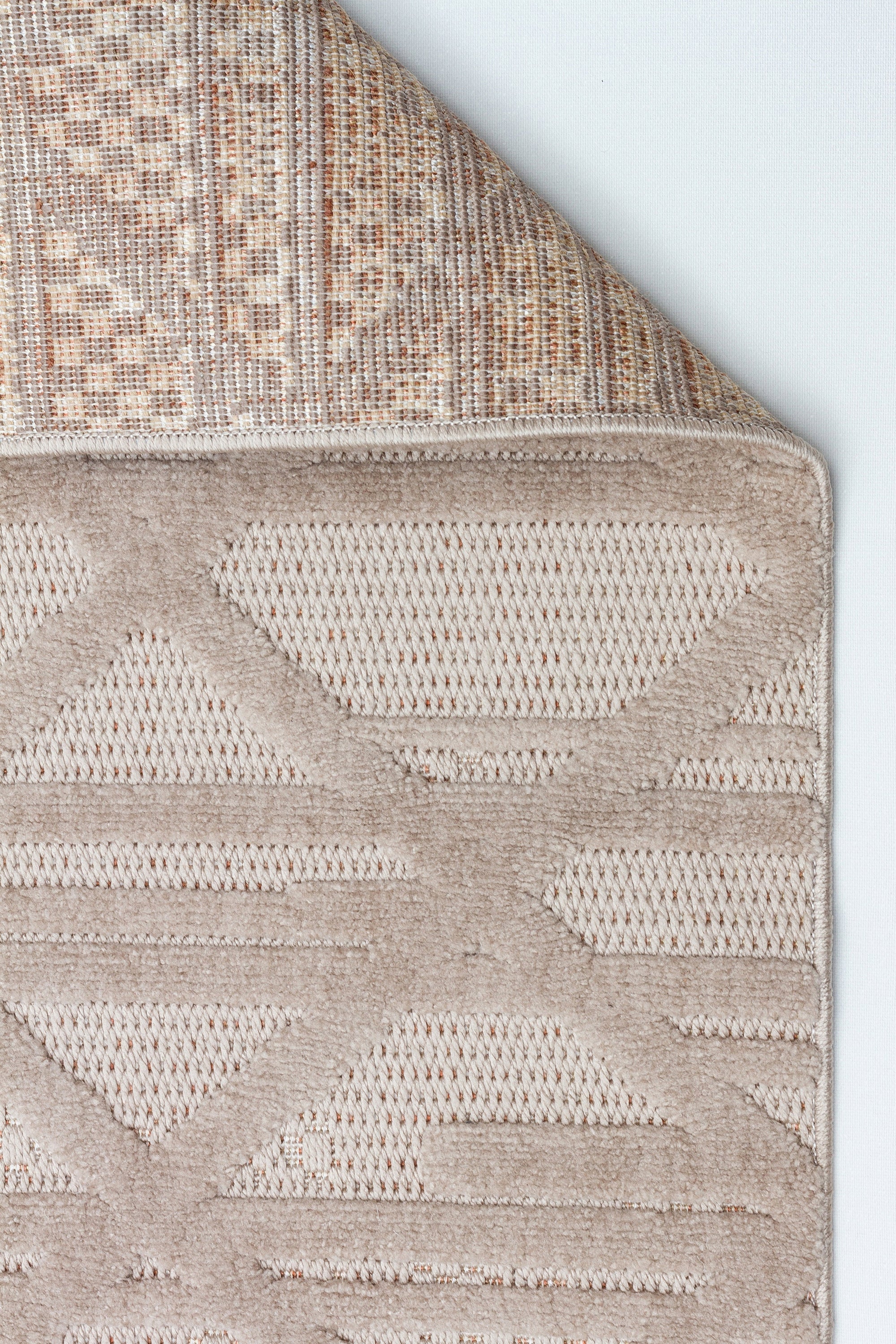 MİLAS C9-VİZON Kabartmalı Modern Geometrik Desenli Salon Koridor Mutfak Halısı