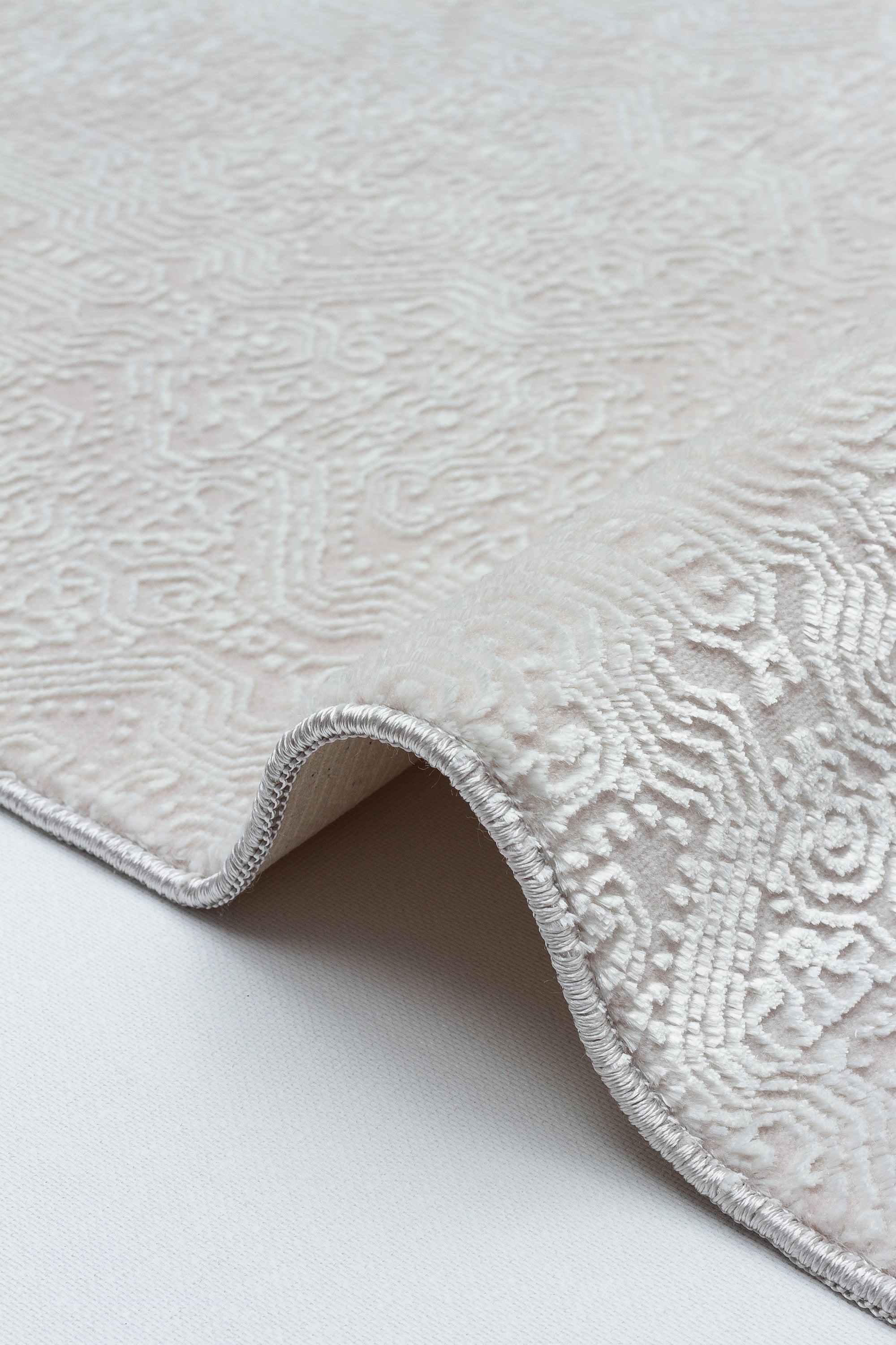 LOTUS 8020-T-KREM Sentetik Bambu Parlak Saten Salon Koridor Mutfak Halısı