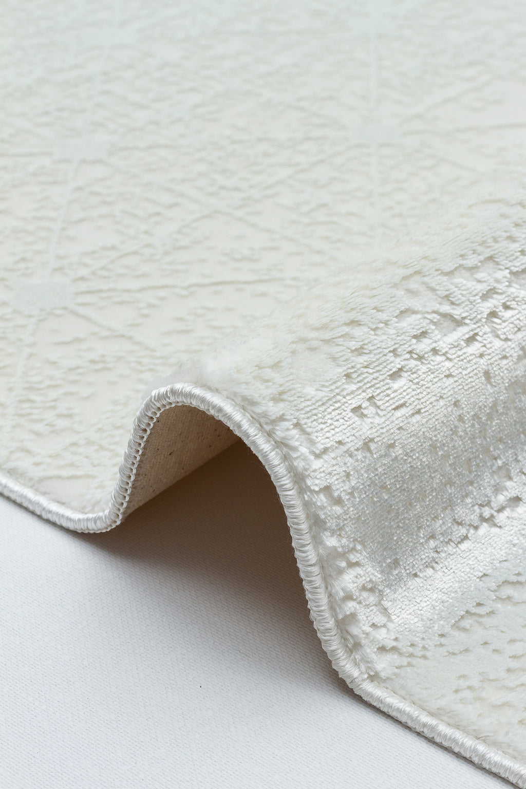 LOTUS 8031-T-KREM Sentetik Bambu Parlak Saten Salon Koridor Mutfak Halısı