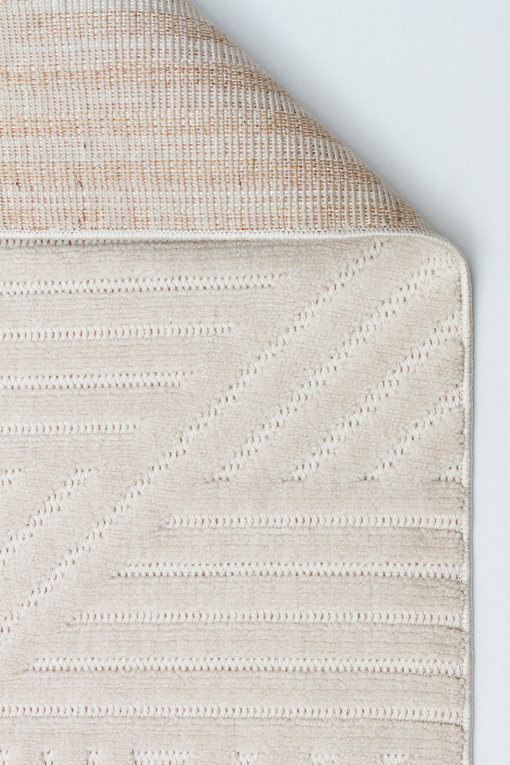 MİLAS C14-BEJ Kabartmalı Modern Geometrik Desenli Salon Koridor Mutfak Halısı