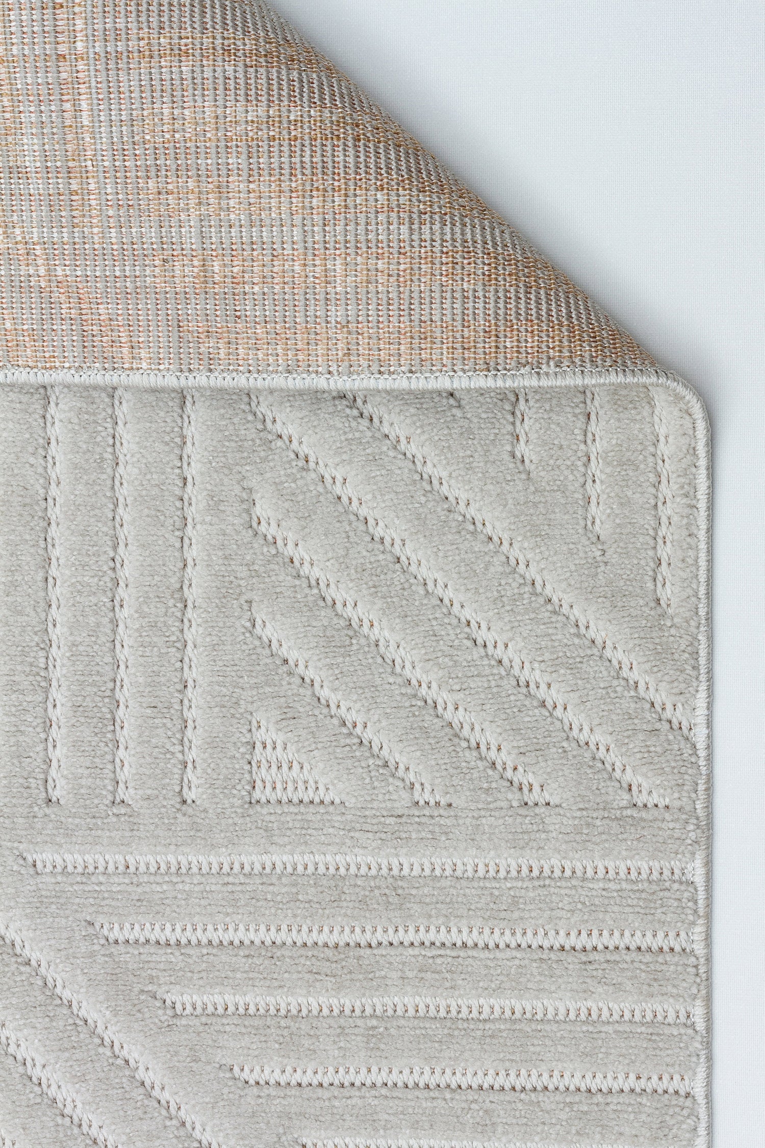 MİLAS C15-GRİ Kabartmalı Kaymaz Taban Modern Geometrik Desenli Salon Koridor Mutfak Halısı