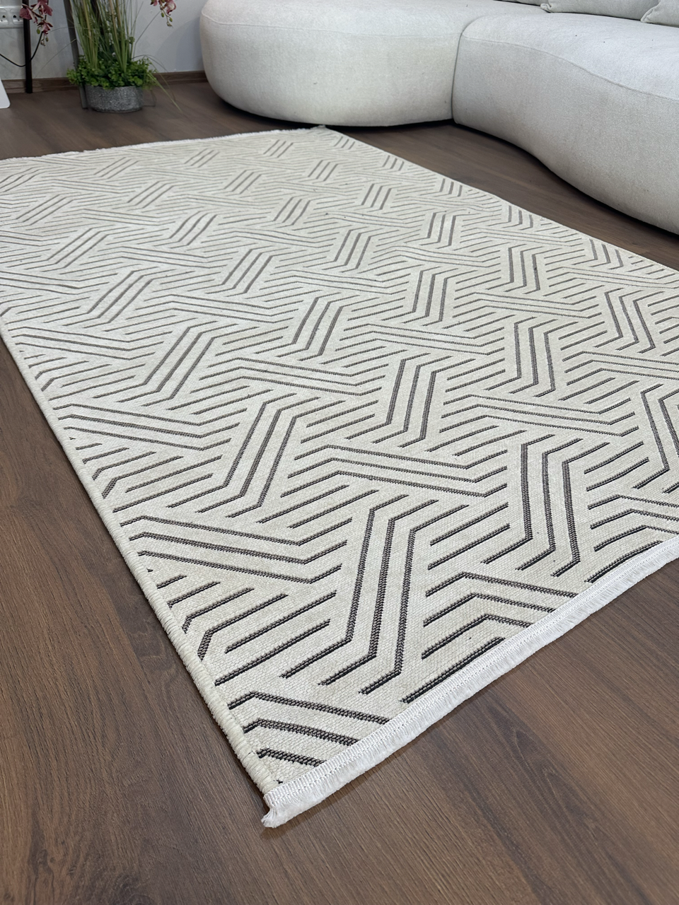 ŞÖNİL PERLA - KREM Makinede Yıkanabilir Geometrik Modern Desenli Salon Koridor Mutfak Şönil Dokuma Halı