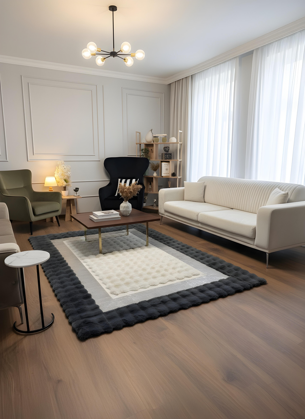 Royal Serisi Elise - El İşçiliği ile Tavşan Post ve Varaklı Deri Dekoratif Halı