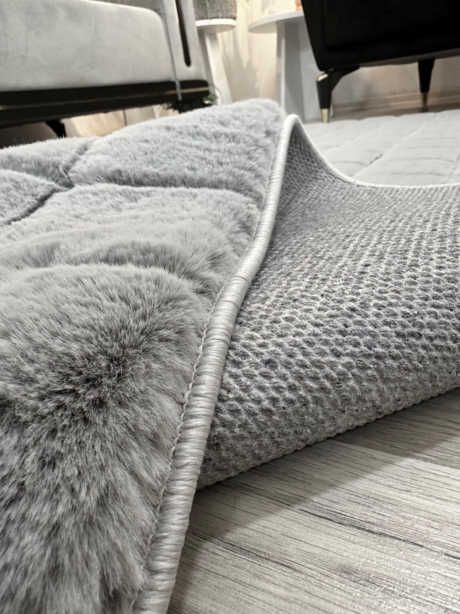 TAVŞAN SAMUR FÜME - KAYMAZ TABAN PUFFY SHAGGY YATAK ODASI HALISI