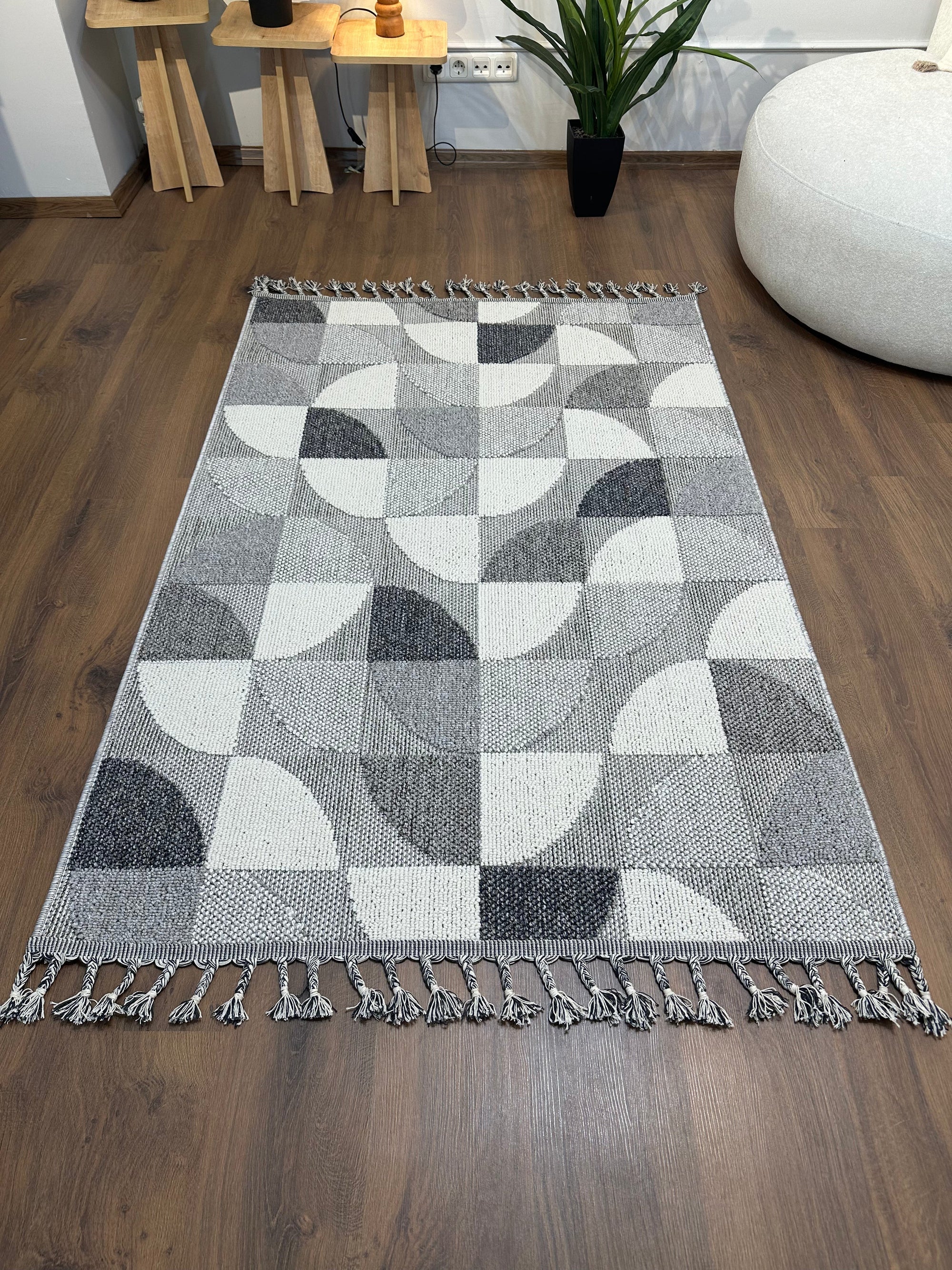 OSLO T-02 GRİ/BEYAZ Yumuşak Bukle (Loop) Dokuma Geometrik Desenli Salon Mutfak Koridor Halısı