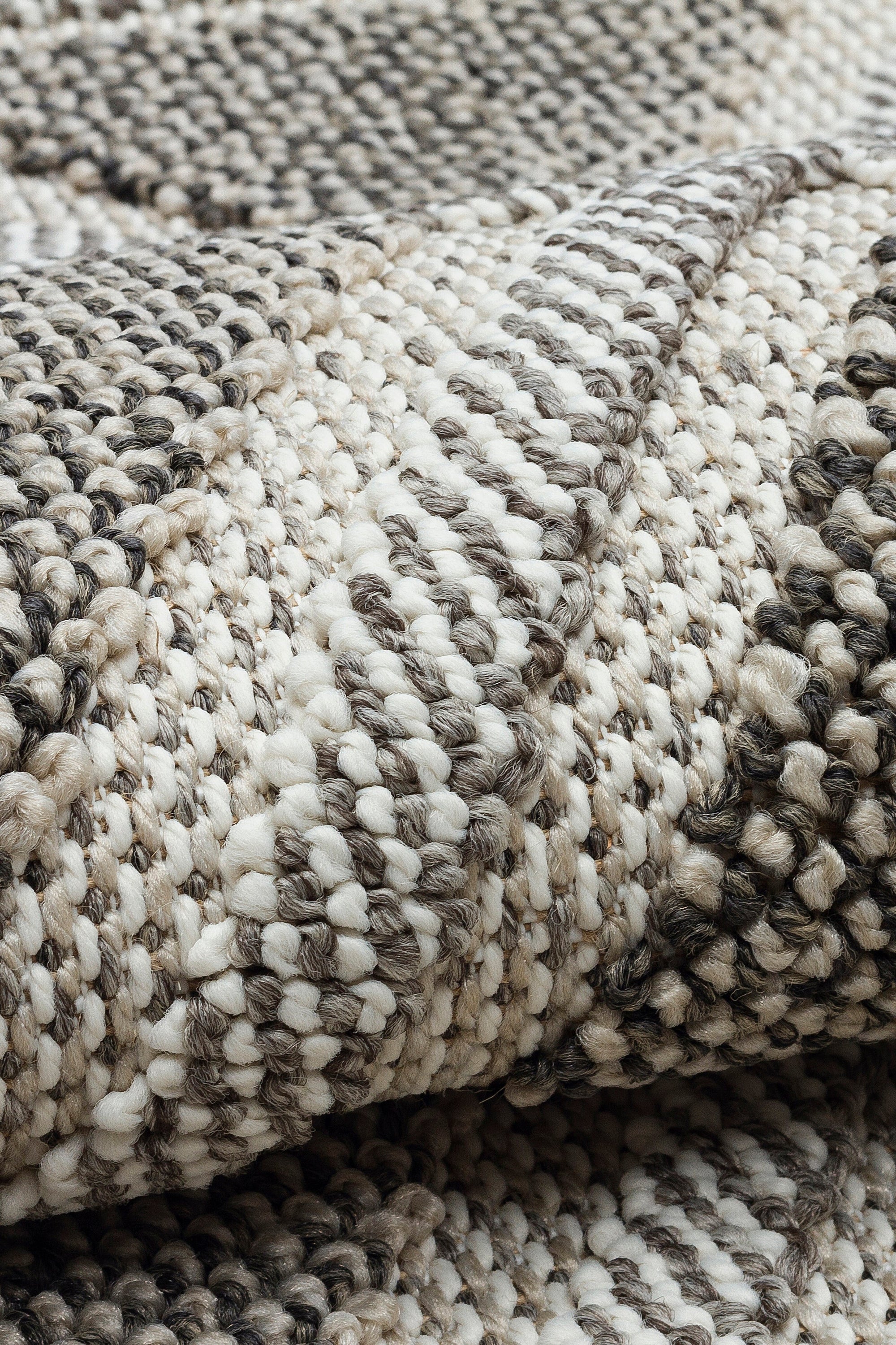 OSLO 5003-T GRİ/KREM Yumuşak Bukle (Loop) Dokuma Geometrik Desenli Salon Mutfak Koridor Halısı