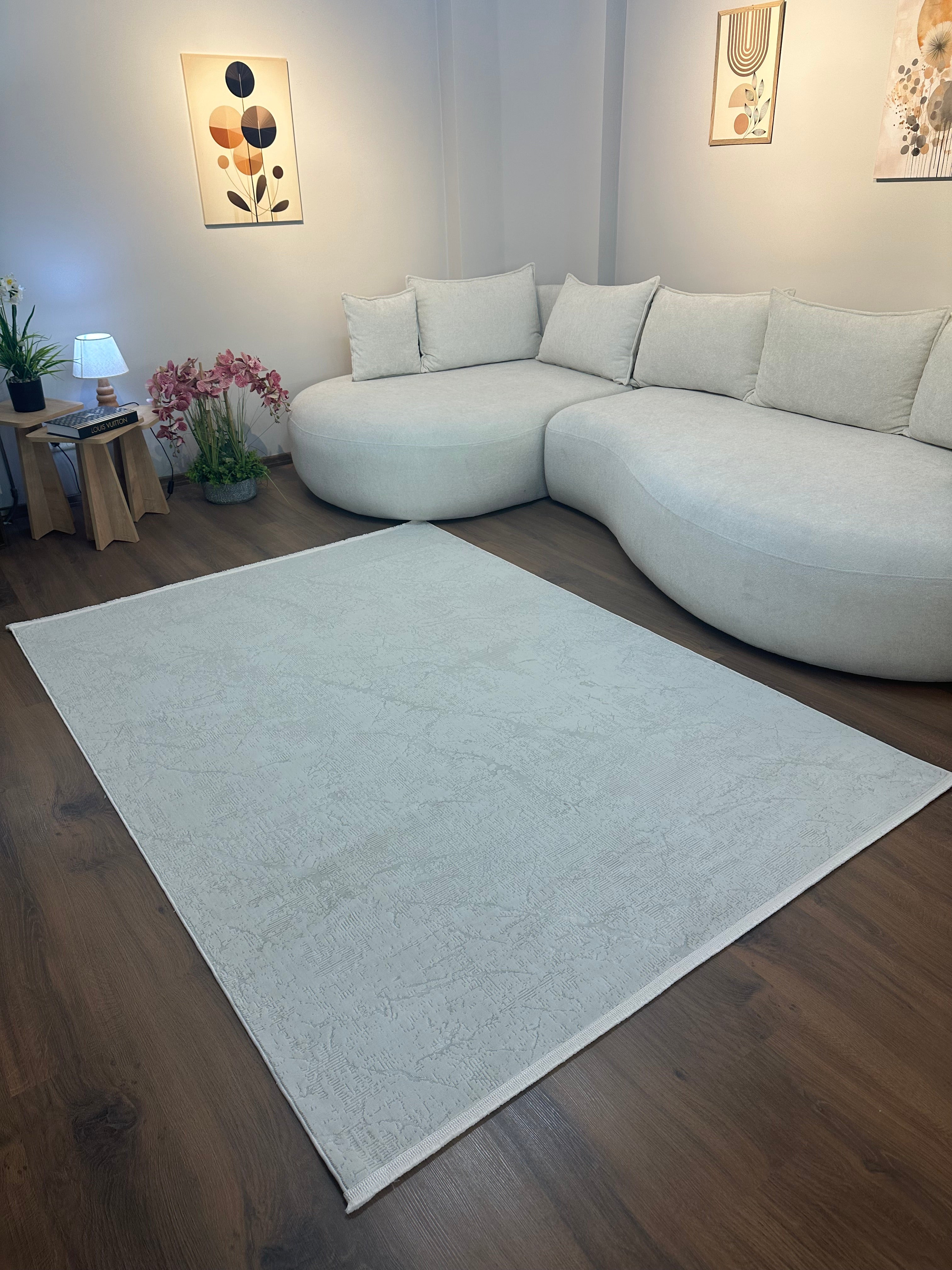 LOTUS C23-KREM Kaymaz Taban Sentetik Bambu Parlak Saten Salon Halısı-004