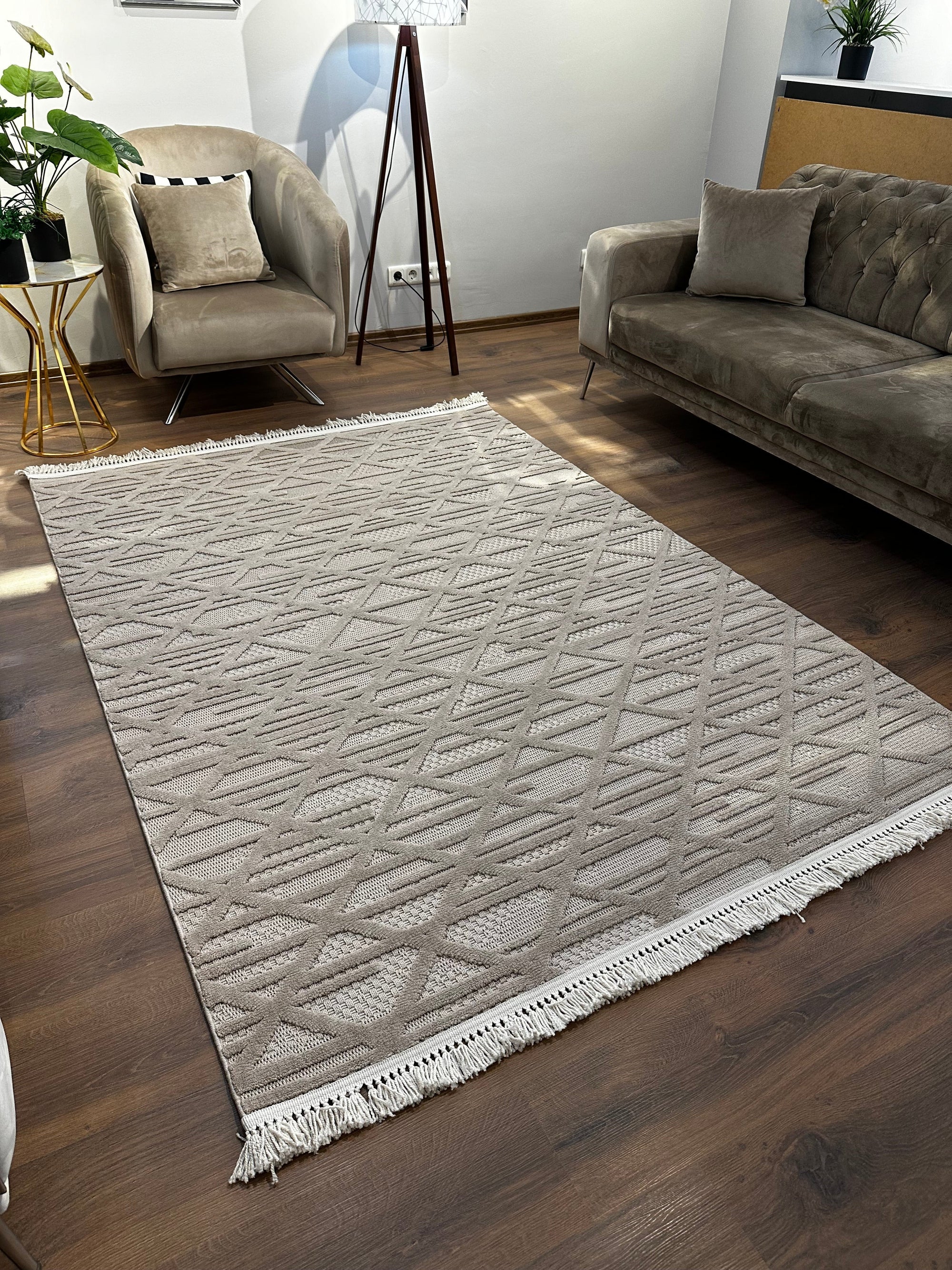 MİLAS C9-VİZON Kabartmalı Modern Geometrik Desenli Salon Koridor Mutfak Halısı