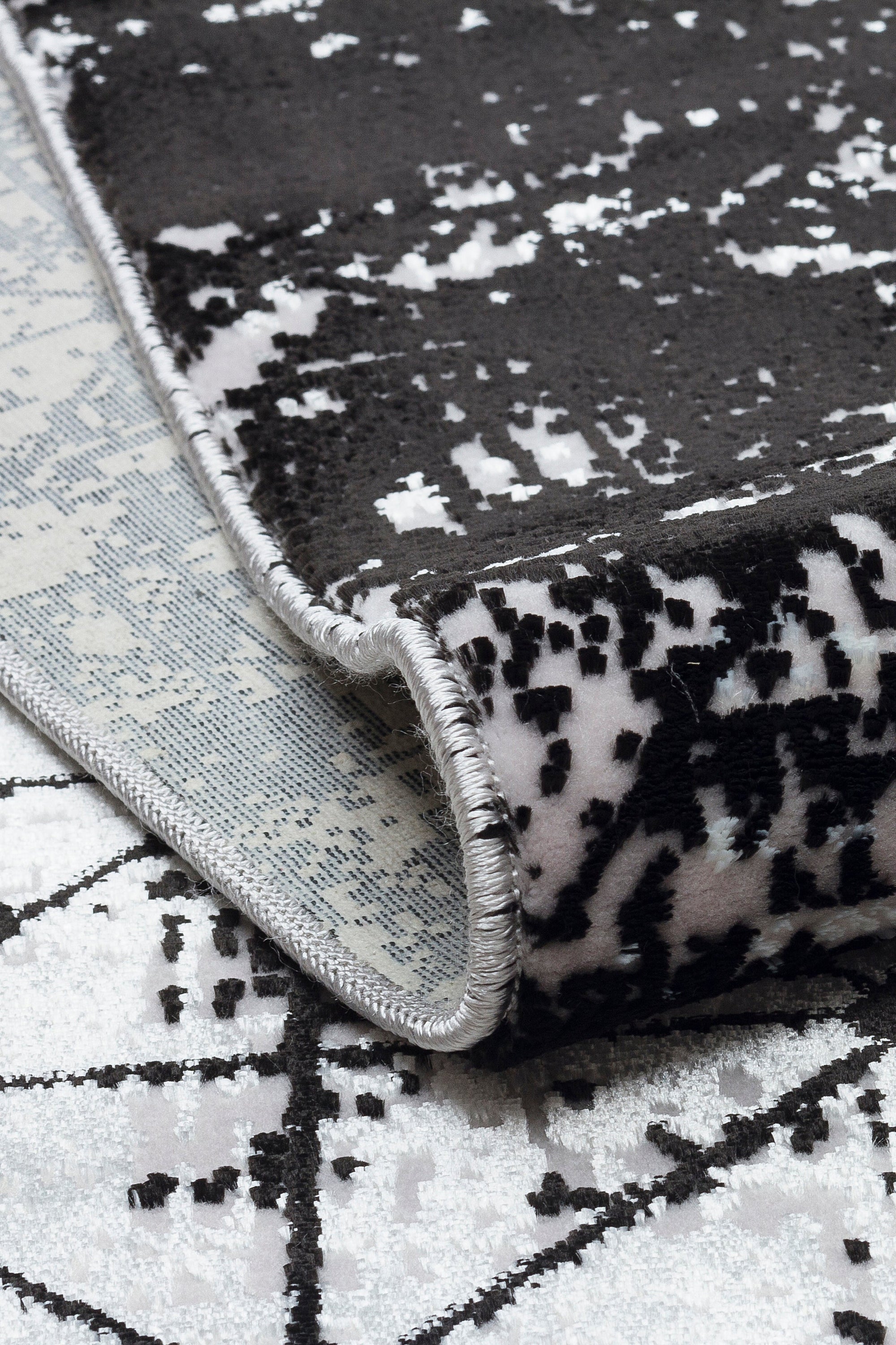 LOTUS 8019-T-GRİ/SİYAH Sentetik Bambu Parlak Saten Salon Koridor Mutfak Halısı