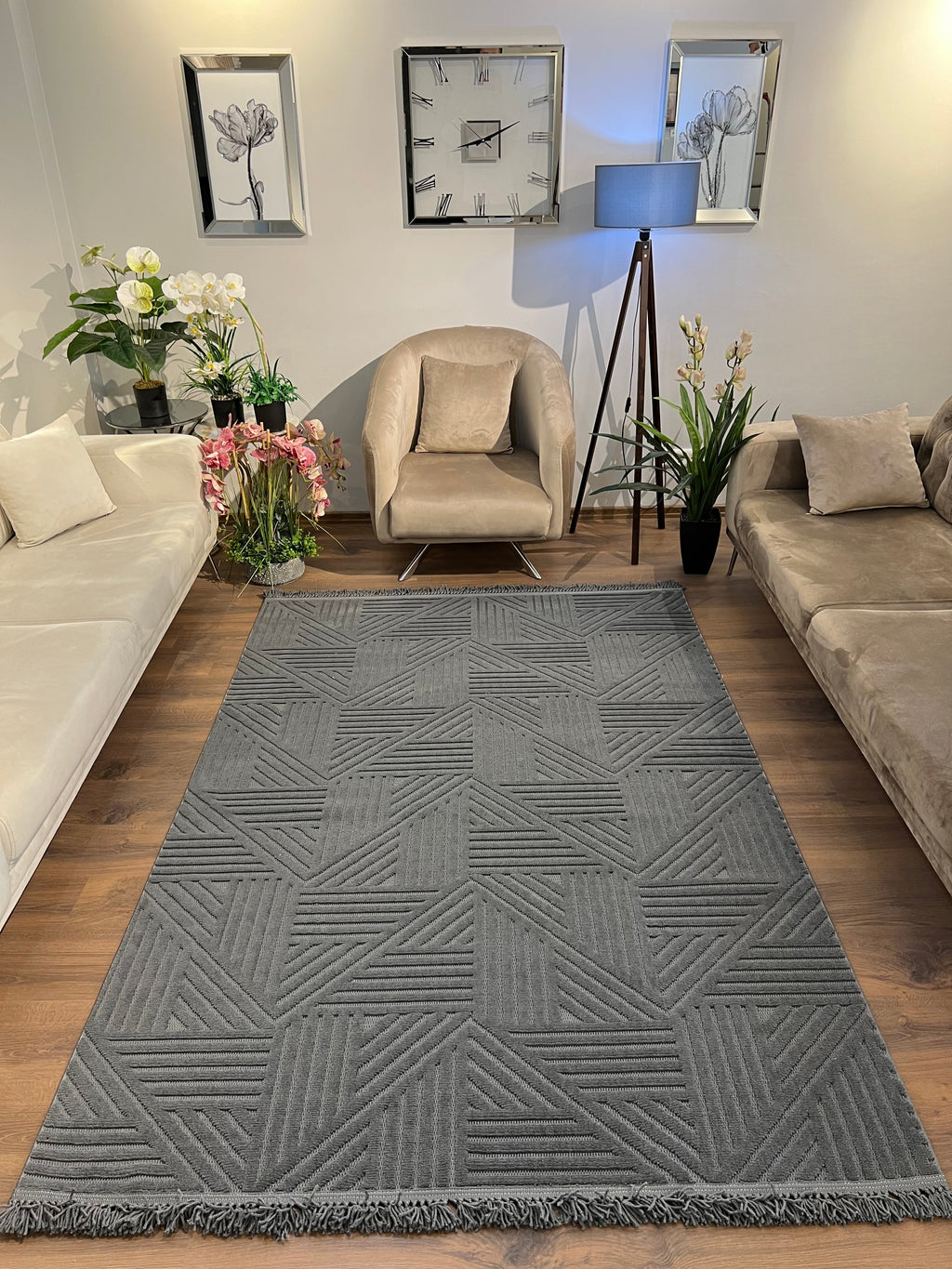 MİLAS C13-ANTRASİT Kabartmalı Modern Geometrik Desenli Salon Koridor Mutfak Halısı