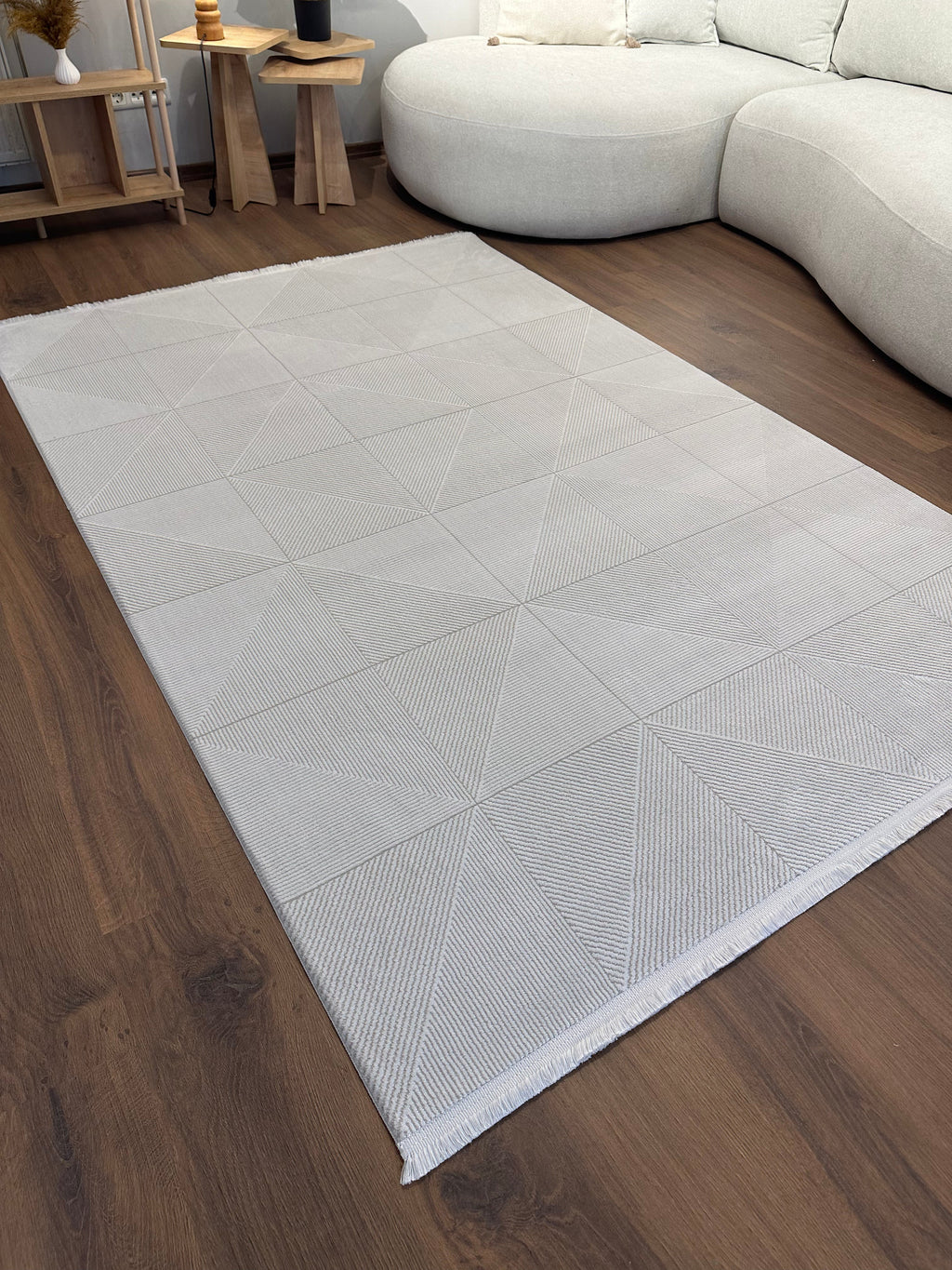 İCON T-MD03–KREM Modern Yumuşak Salon Koridor Mutfak Makine Dokuma Halısı