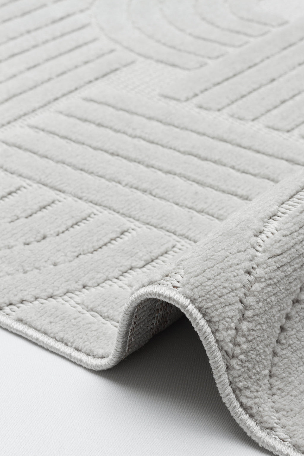 MİLAS C42-GRİ Kabartmalı Modern Geometrik Desenli Salon Koridor Mutfak Halısı