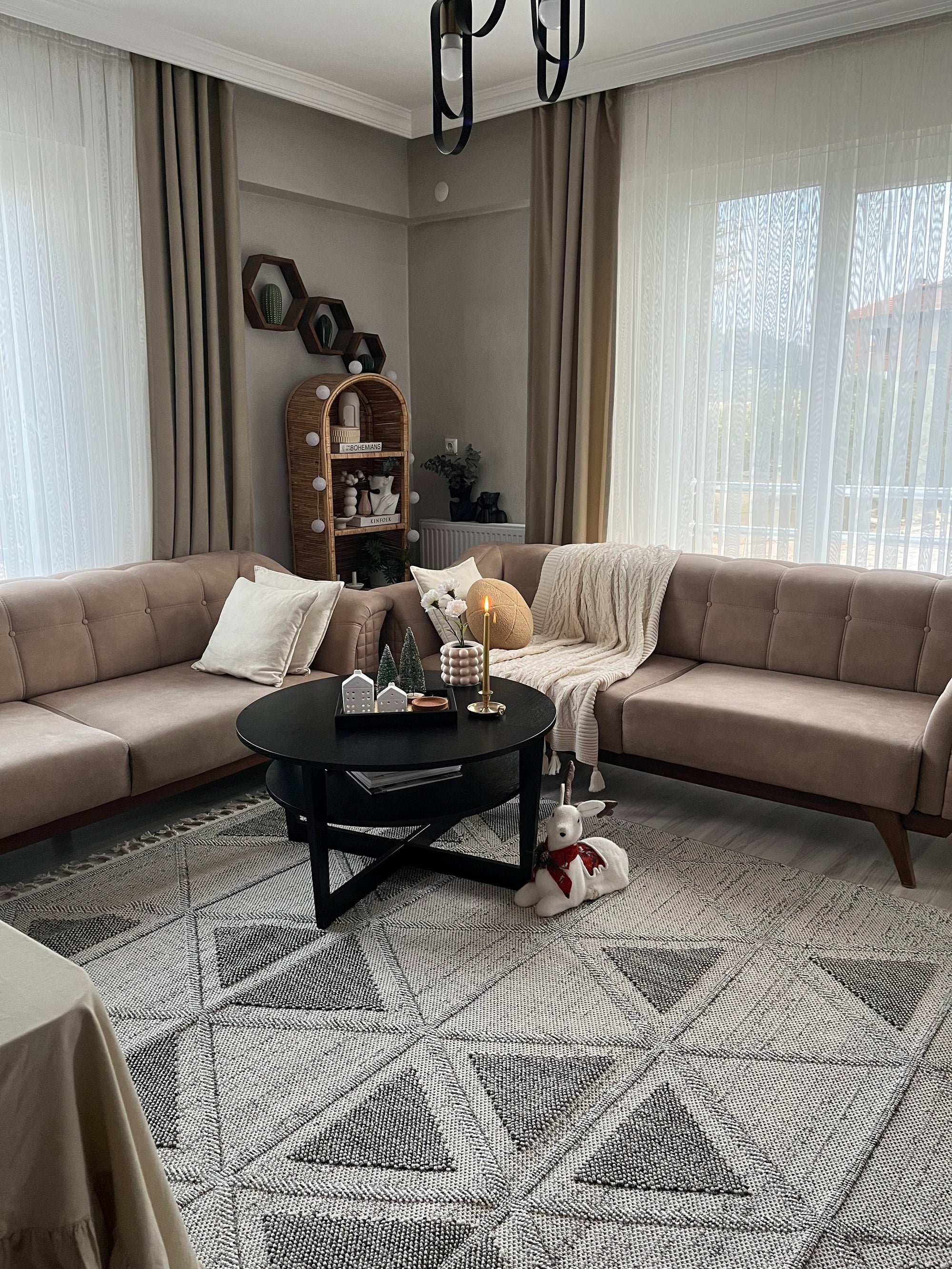 OSLO 5003-T GRİ/KREM Yumuşak Bukle (Loop) Dokuma Geometrik Desenli Salon Mutfak Koridor Halısı