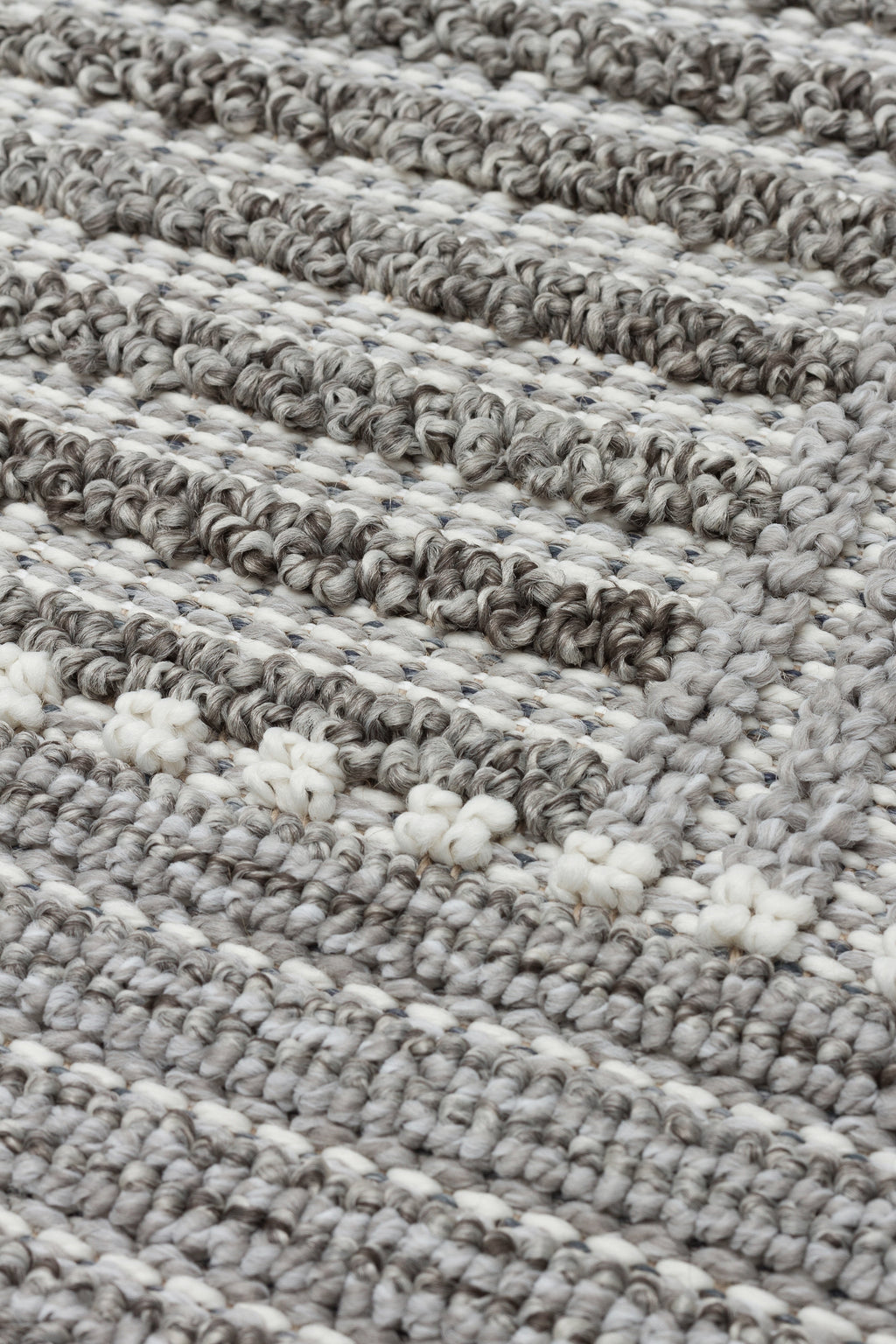 OSLO T-03 GRİ Yumuşak Bukle (Loop) Dokuma Geometrik Desenli Salon Mutfak Koridor Halısı