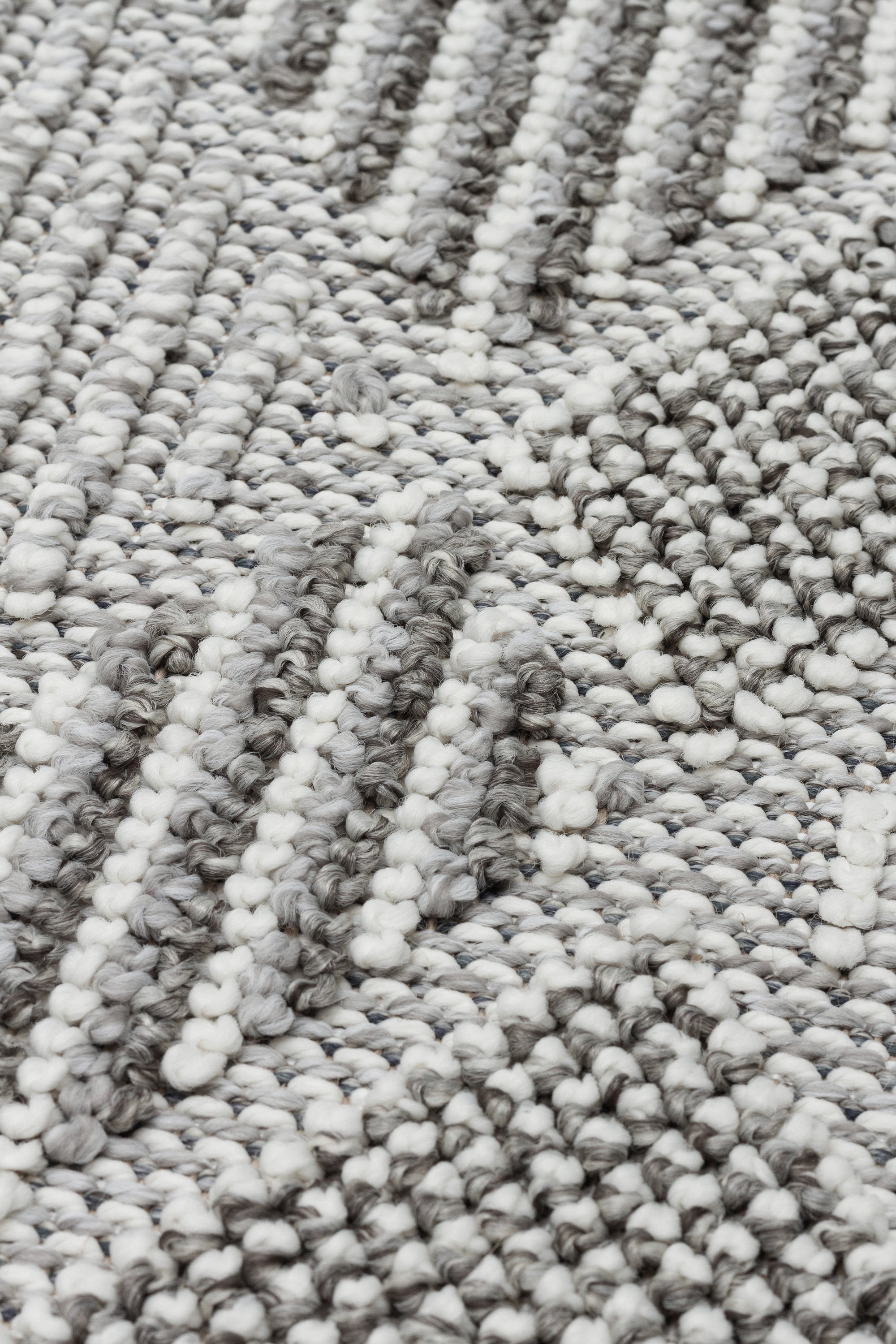 OSLO T-01 GRİ Yumuşak Bukle (Loop) Dokuma Geometrik Desenli Salon Mutfak Koridor Halısı