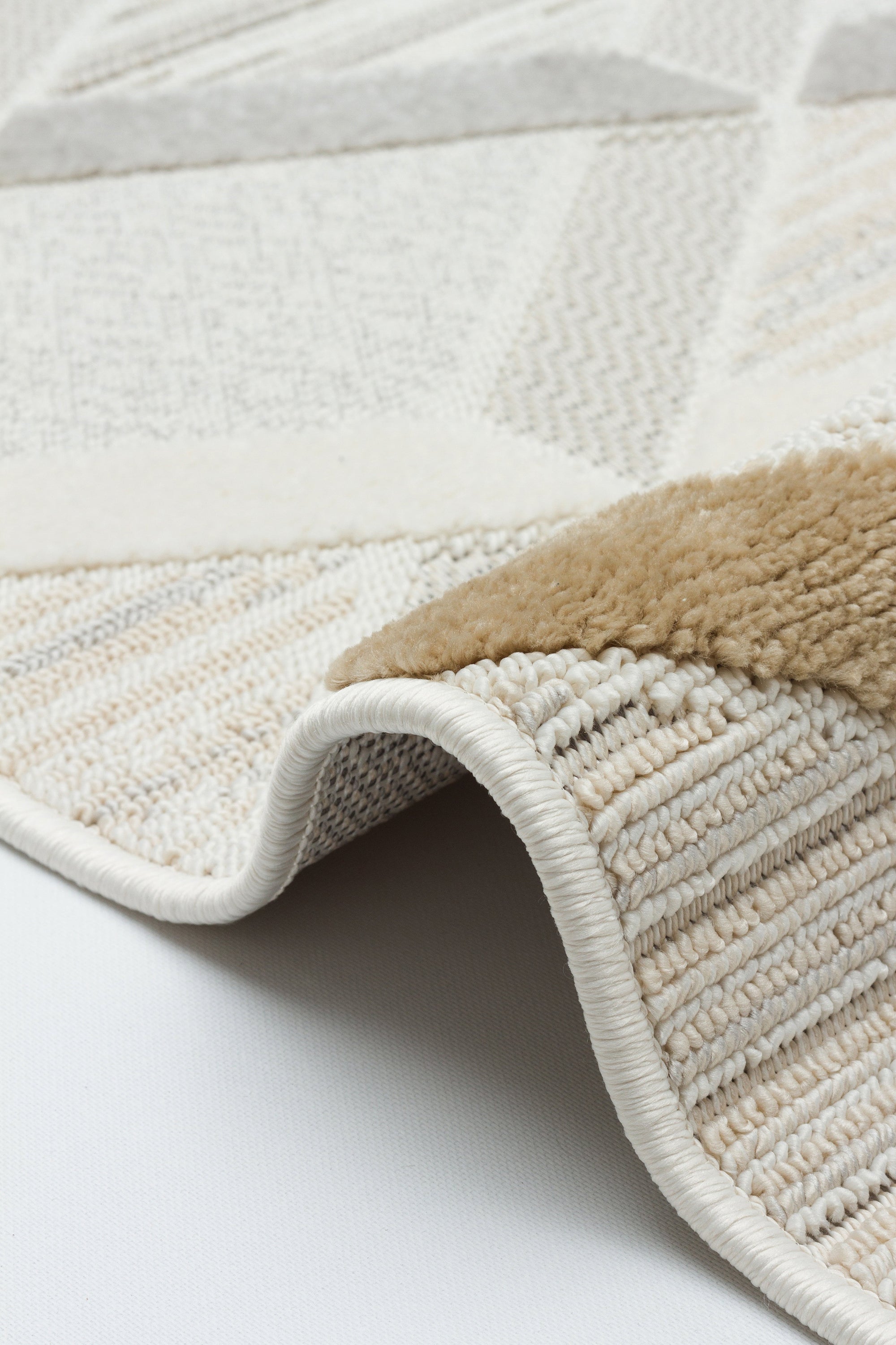 İCON T-PE01-KREM Modern Geometrik Desenli Salon Koridor Mutfak Halısı